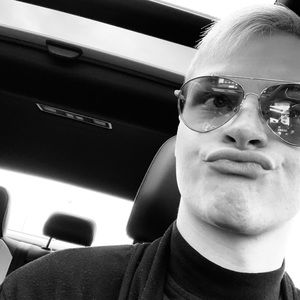 Meet your Posher, Isaac